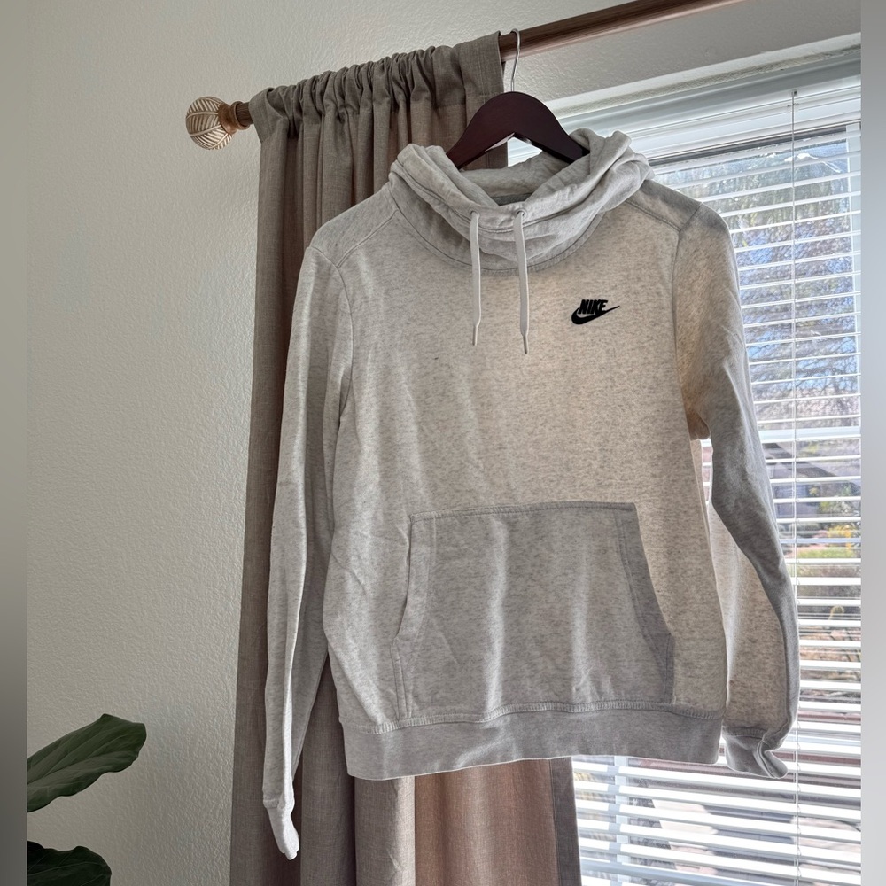 Nike light gray scuba/hoodie pullover sweater, size small.